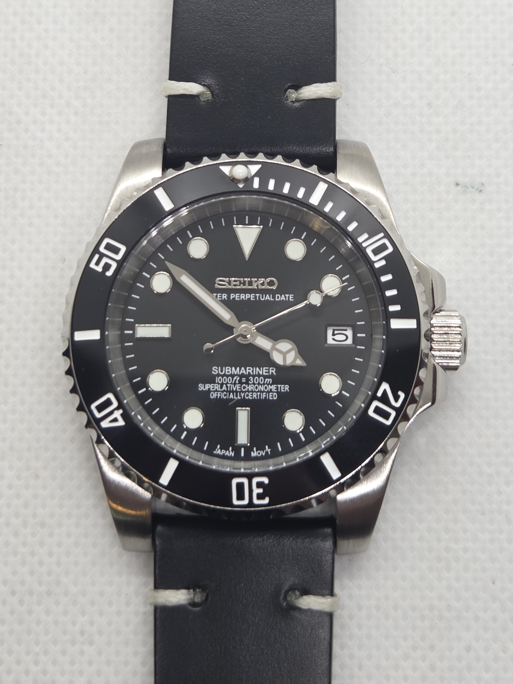 Custom 40mm Automatic Seiko Mod Watch NH35 Black Date Submariner